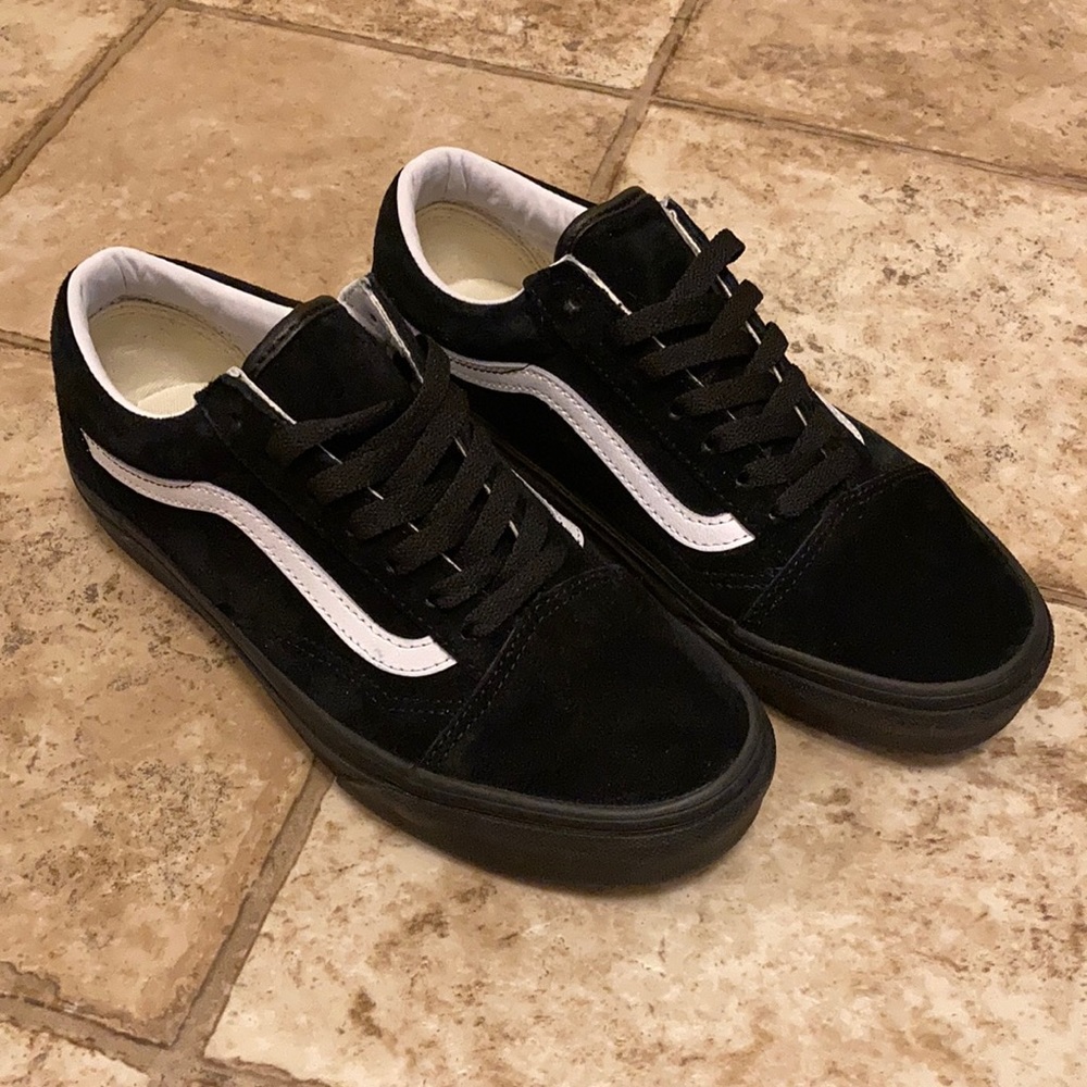 Black and White Suede Vans - Size 7.5